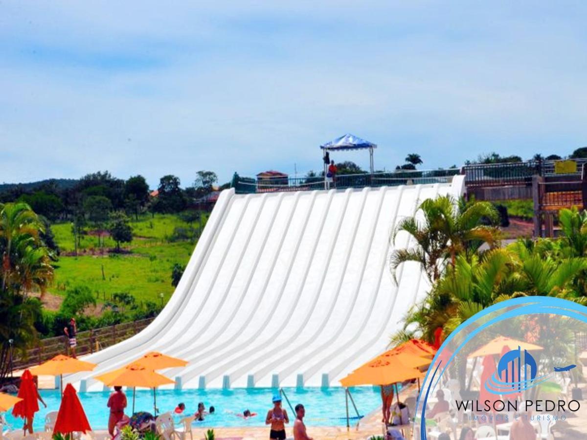 Piazza Diroma - Acqua Park E Splash カルダス・ノバス エクステリア 写真